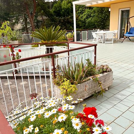 Sanremo Apartment Free Parking And Air Conditioner Exterior photo