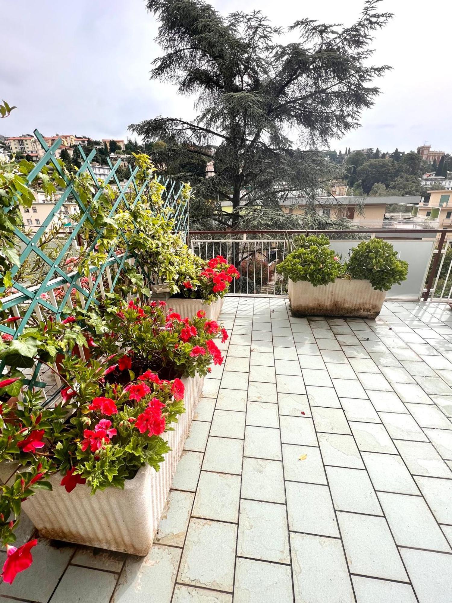 Sanremo Apartment Free Parking And Air Conditioner Exterior photo